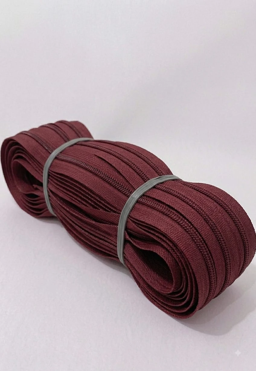 Zip (Chain-5 no.)- maroon (pack of 5 meter)