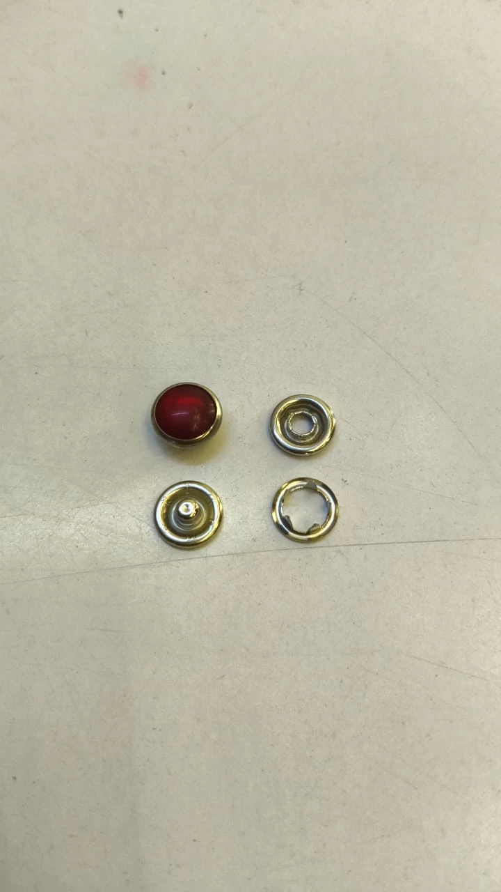 Button (snap button-medium)- red (pack of 5 piece)